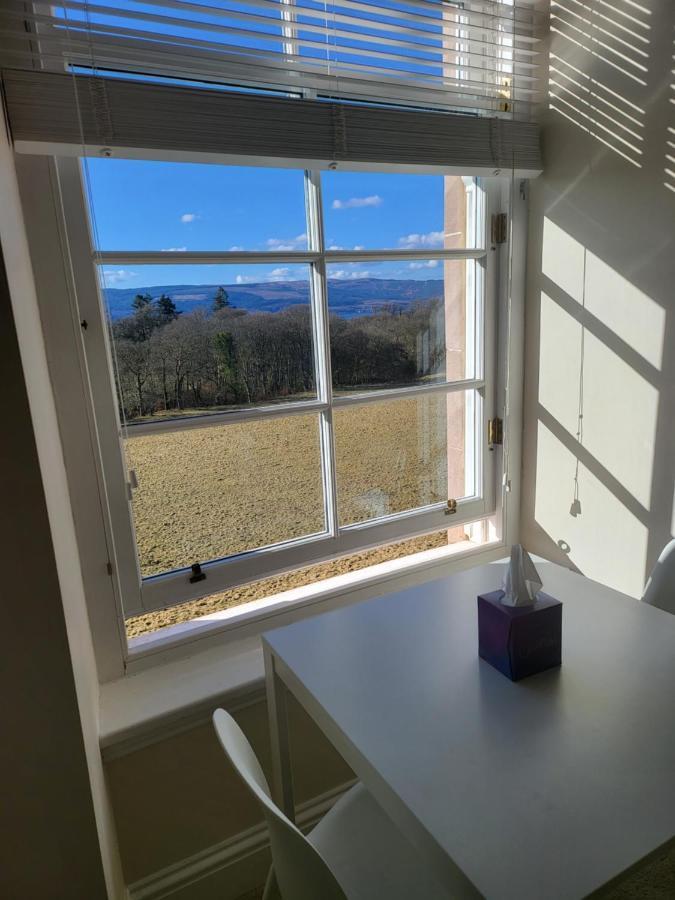 Langhouse Castle Bed And Breakfast Inverkip Εξωτερικό φωτογραφία