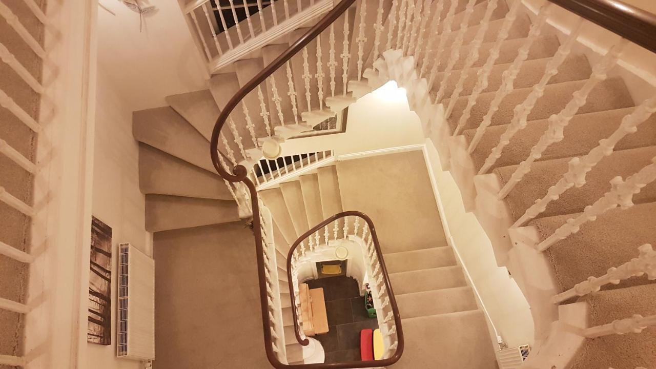 Langhouse Castle Bed And Breakfast Inverkip Εξωτερικό φωτογραφία
